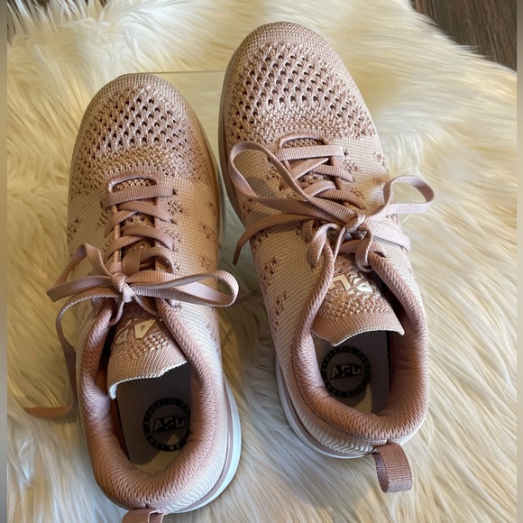 APL Women's TechLoom Pro - Picture 3 of 6